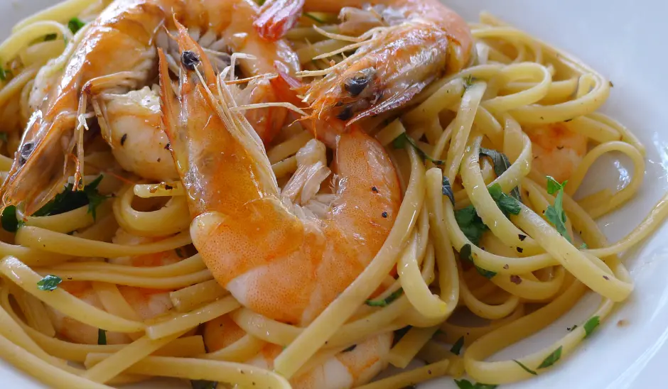 Linguine à la crème et aux crevettes